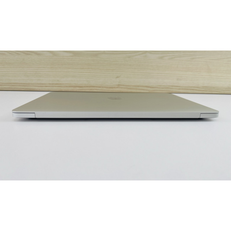 MacBook Air 2020 Silver i3 1.1ghz 8/128